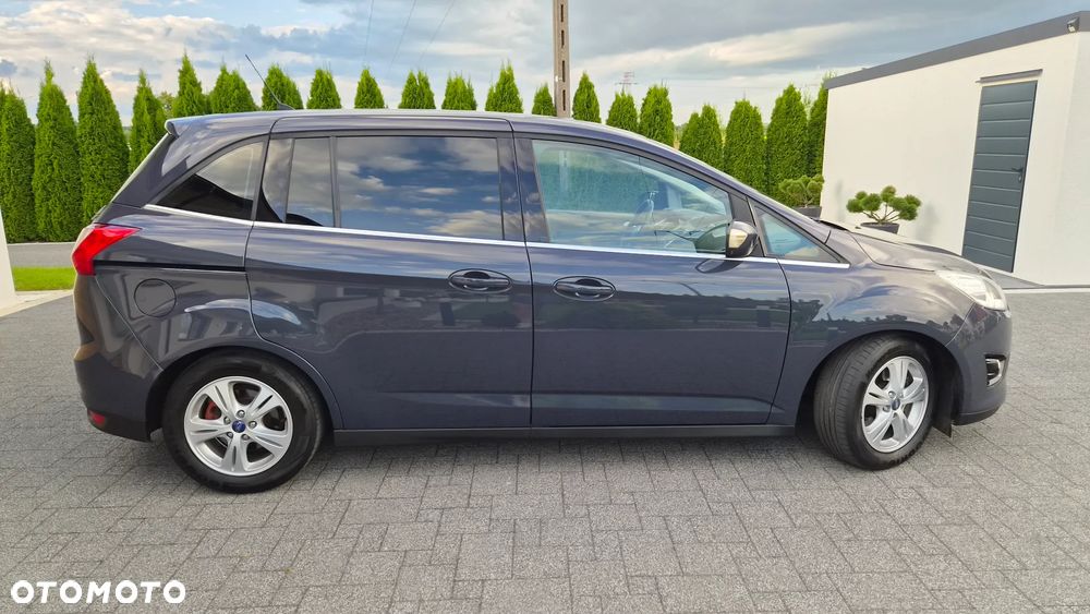 Ford Grand C-MAX 2.0 TDCi Titanium - 26