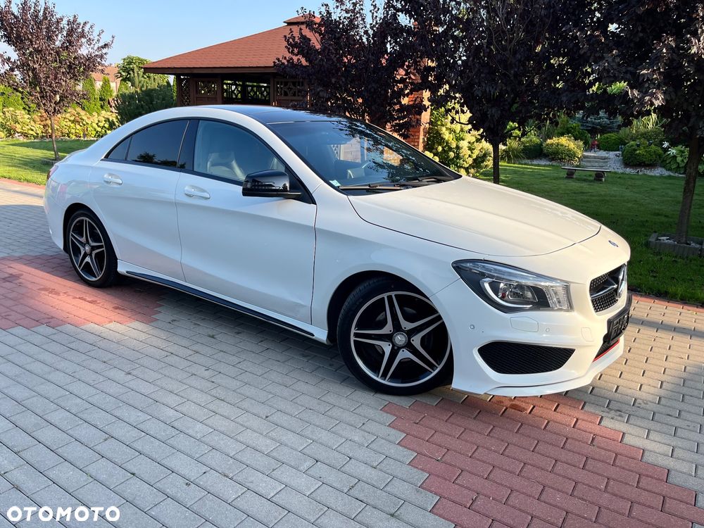 Mercedes-Benz CLA 200 CDI 7G-DCT AMG Line - 2