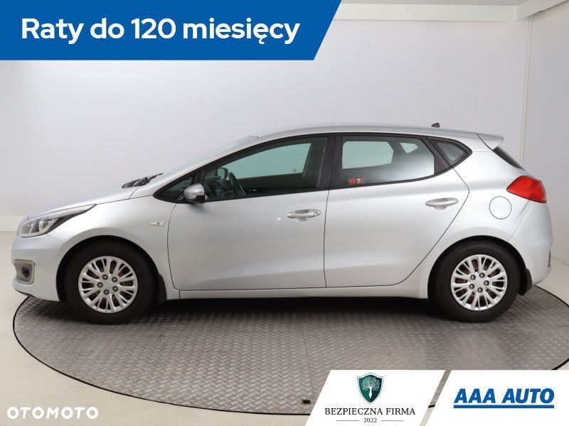 Kia Ceed - 4