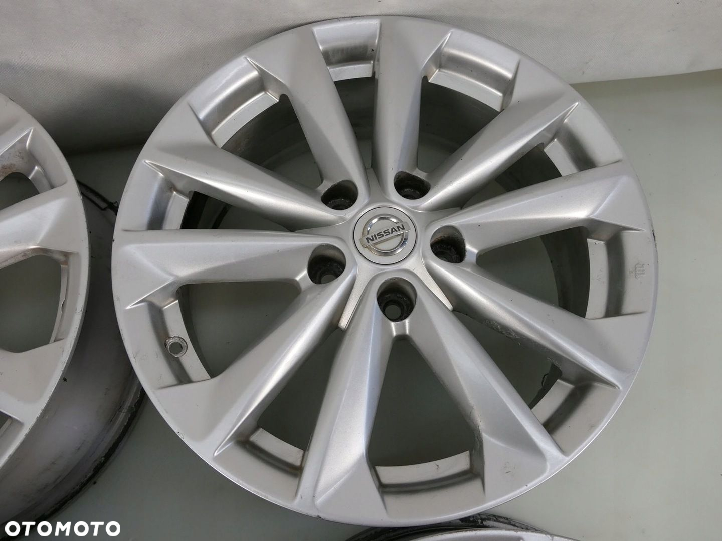 NISSAN QASHQAI J11 FELGI ALUMINIOWE 17" X 7J - 5