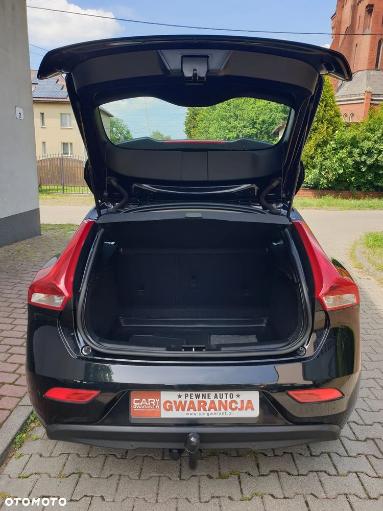 Volvo V40 D2 Summum - 38