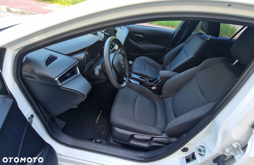Toyota Corolla 1.5 Comfort - 15