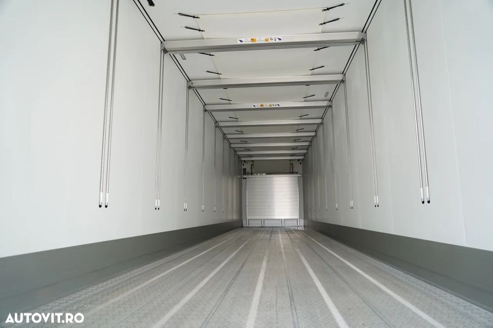 Schmitz Cargobull FRIGIDER / THERMO KING SLX 300 / DOPPELSTOCK / AXĂ RIDICATĂ / NEUTILIZAT - 15