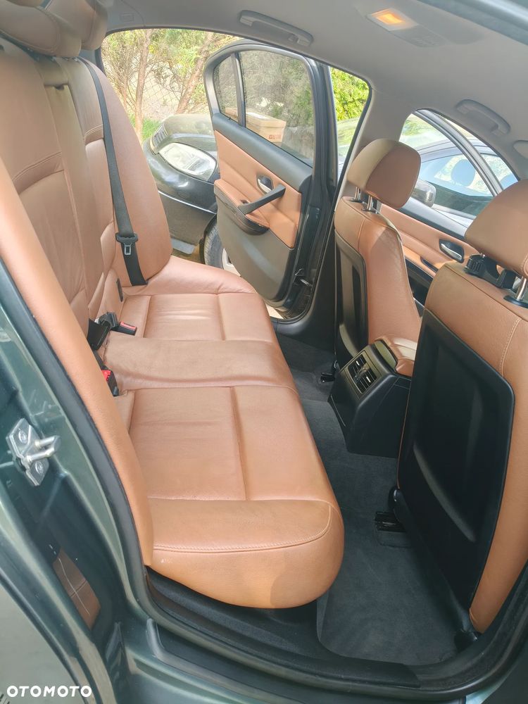 BMW Seria 3 320d - 18
