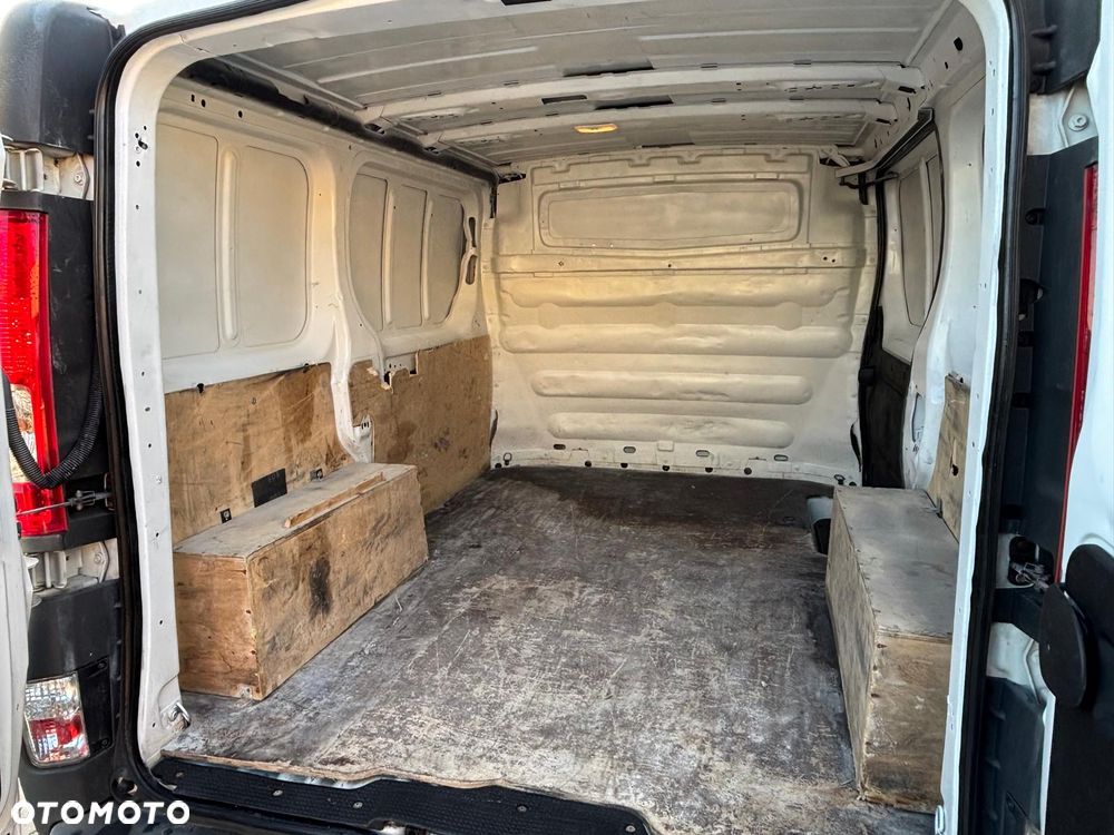 Renault trafic - 12