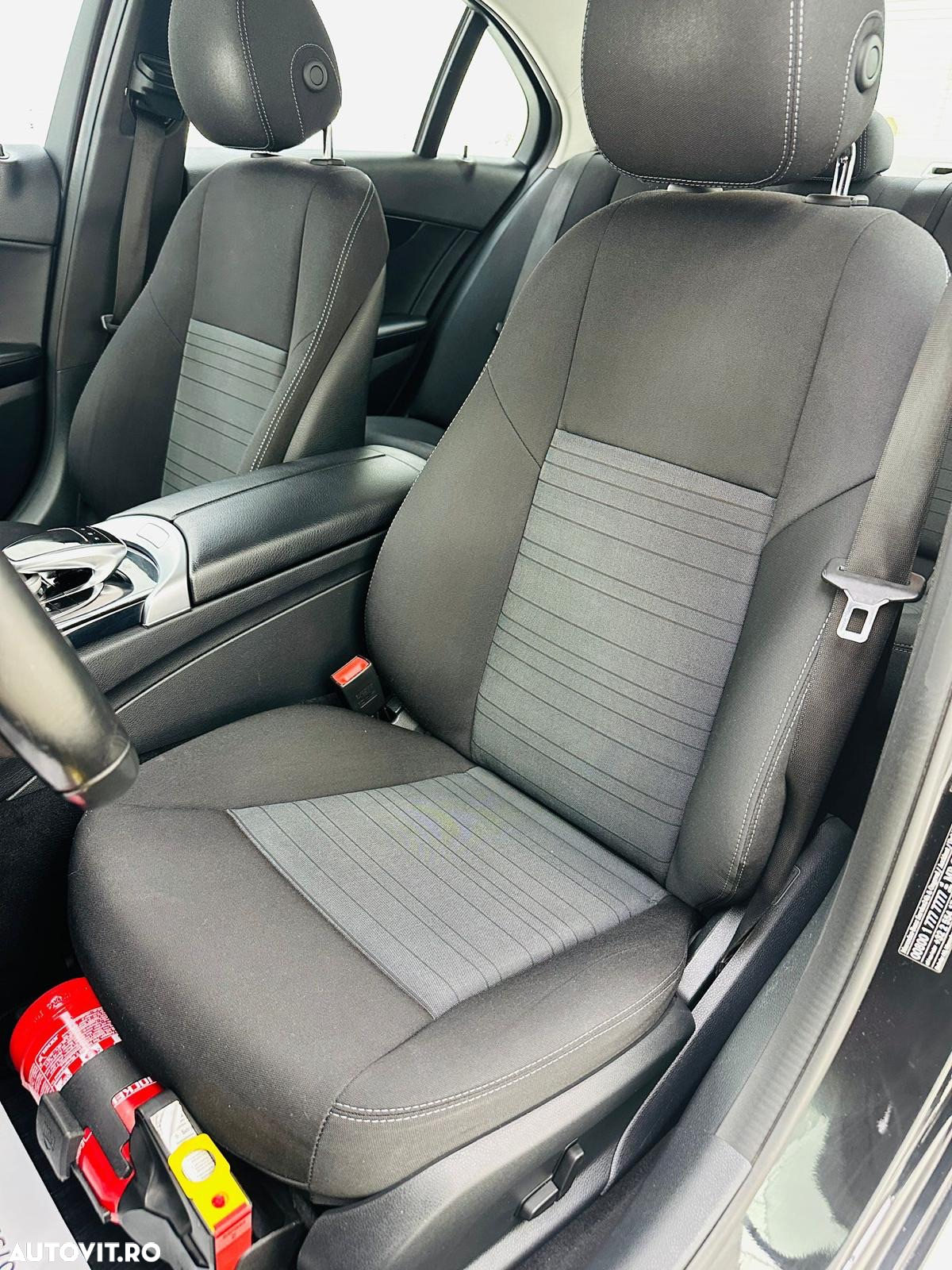 Mercedes-Benz C - 14