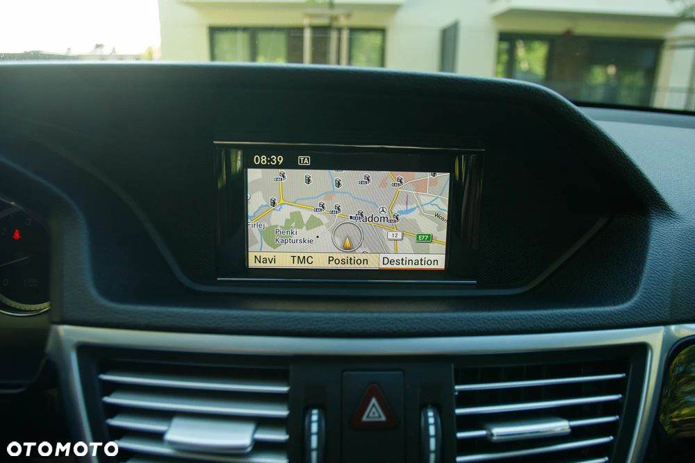 Mercedes-Benz Klasa E 350 CDI BlueEff Avantgarde - 23