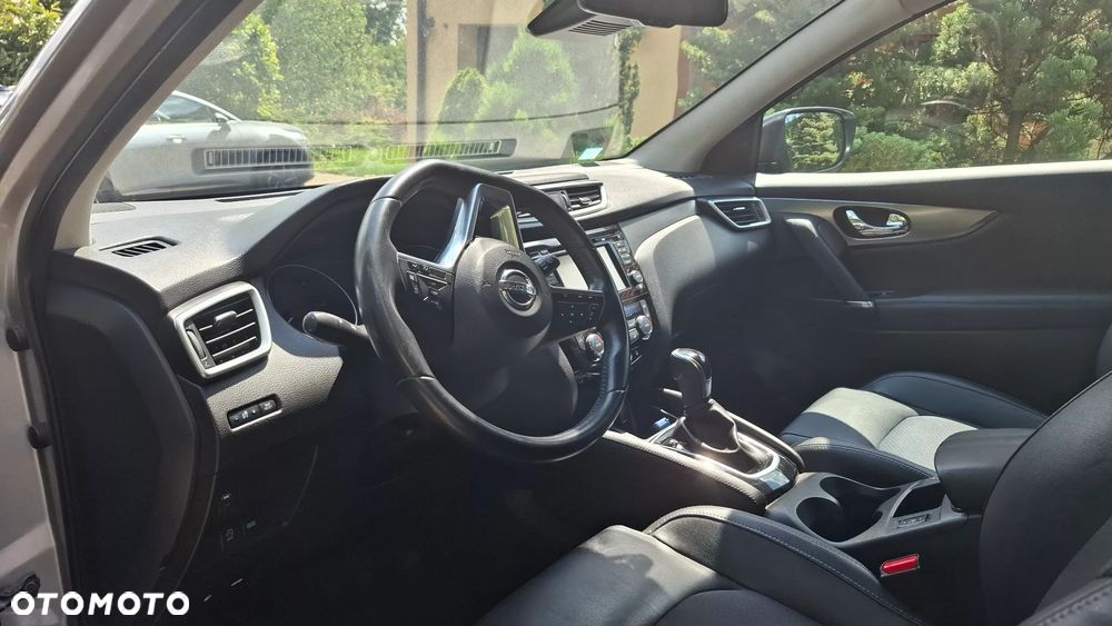 Nissan Qashqai 1.6 DCi Xtronic TEKNA - 7
