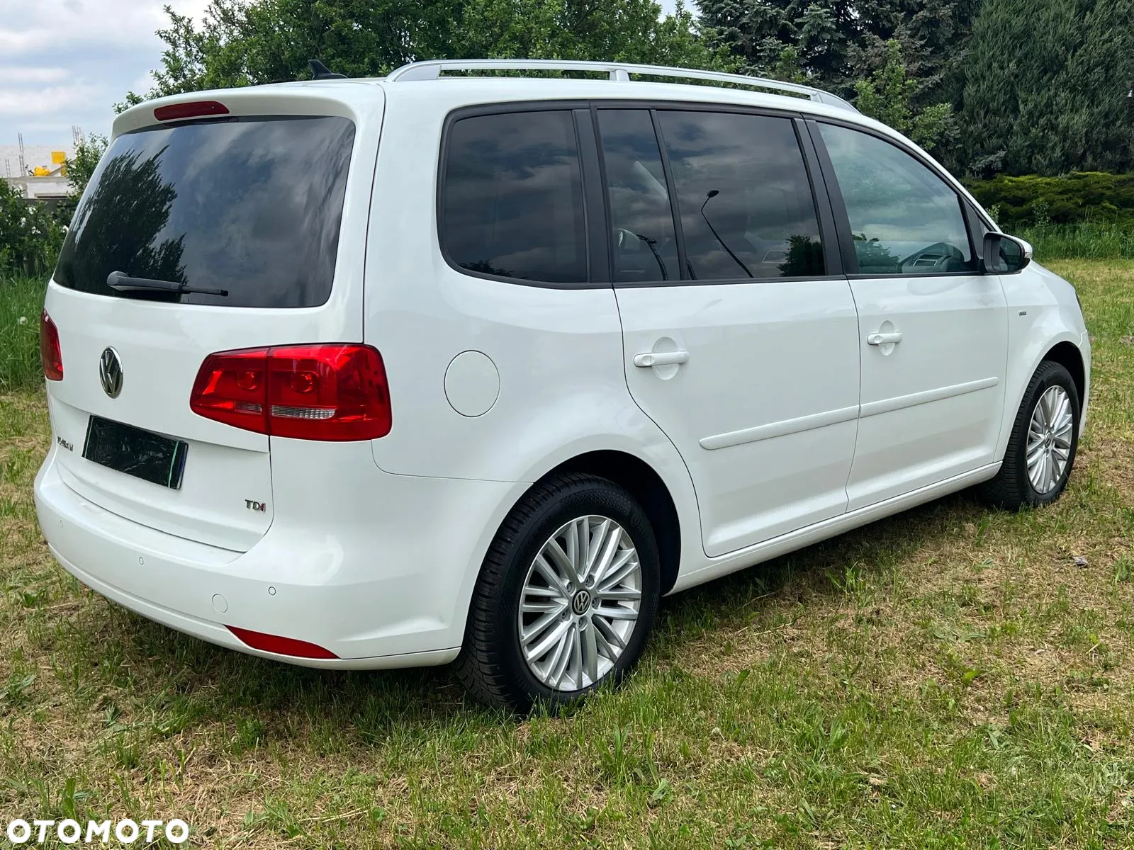 Volkswagen Touran 1.6 TDI DPF Trendline - 4