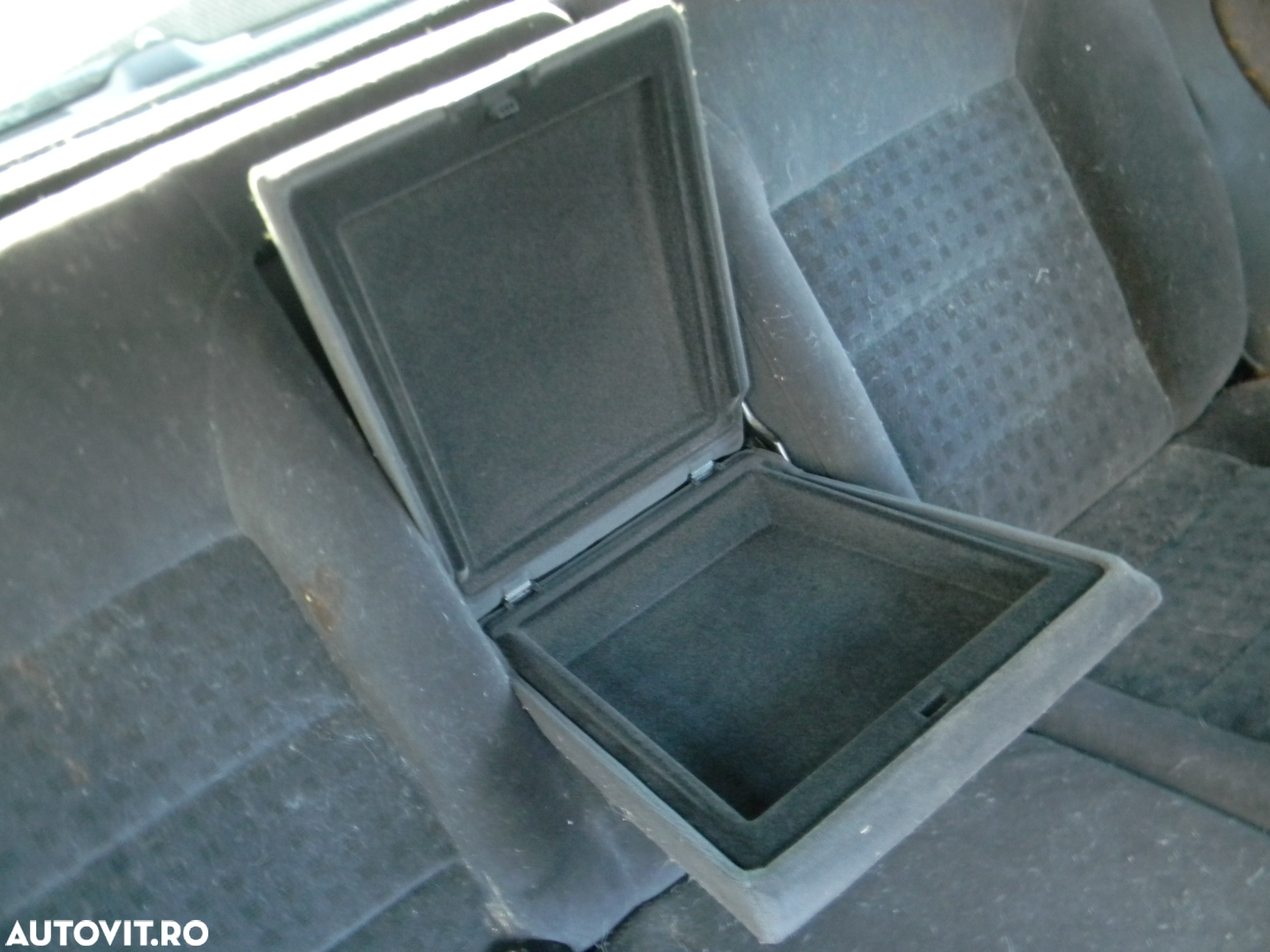 Dezmembrari  VW GOLF 4  1997  > 2006 1.6 16V Benzina - 31