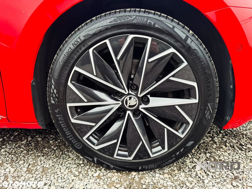 Skoda Superb 2.0 TDI 4x4 DSG L&K - 10