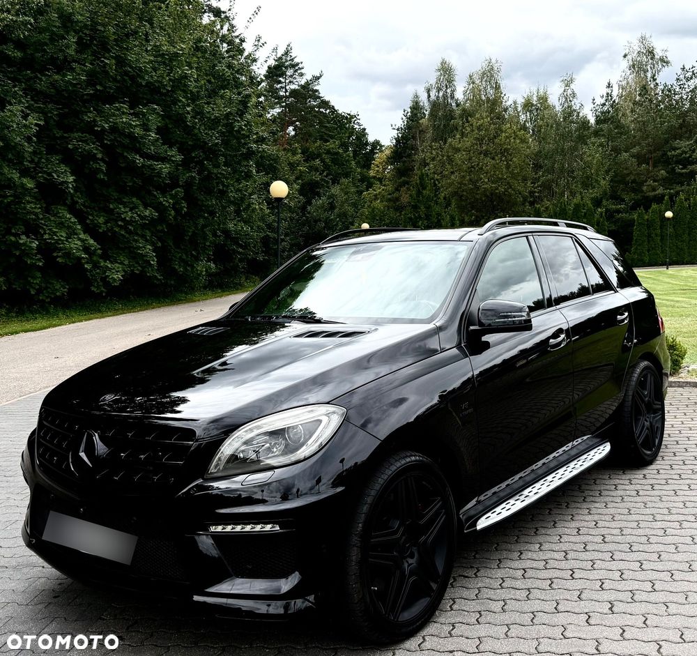 Mercedes-Benz ML 63 AMG 4-Matic - 3