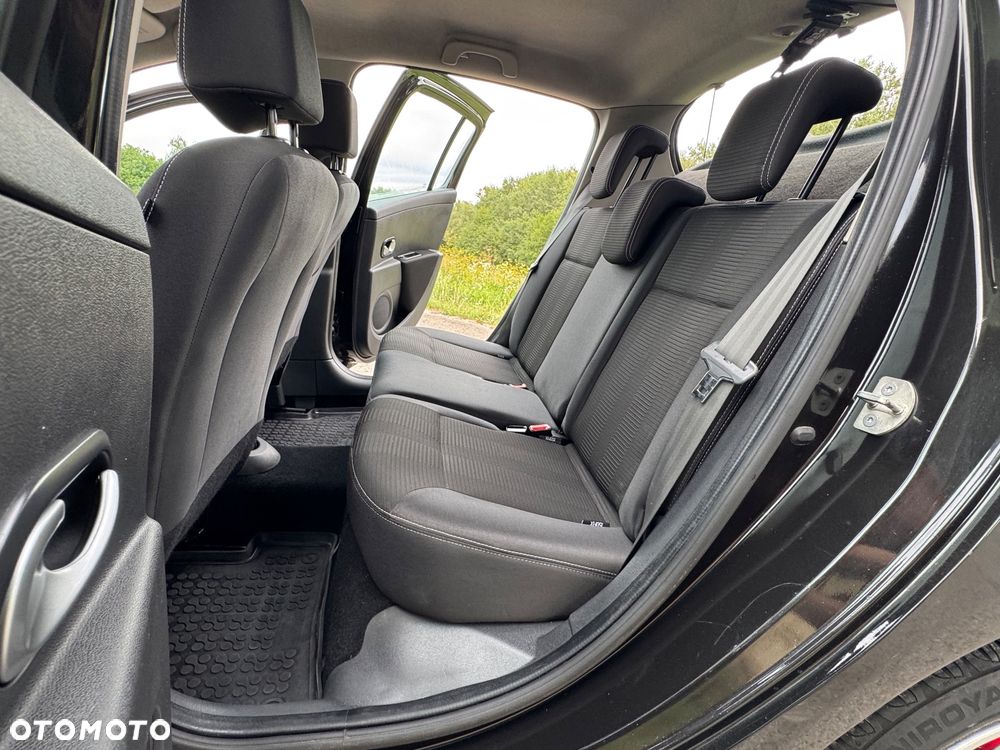 Renault Clio 1.2 TCE Authentique - 29