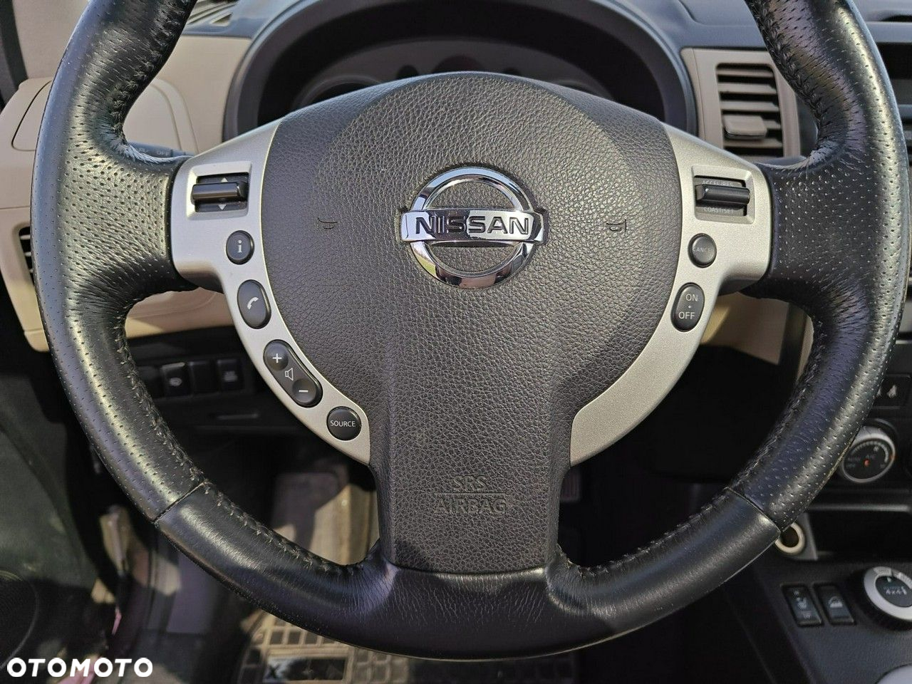 Nissan X-Trail - 10