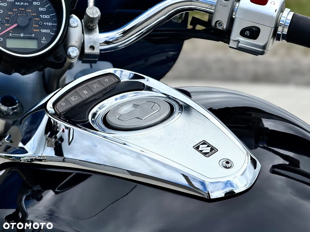 Suzuki Boulevard - 23