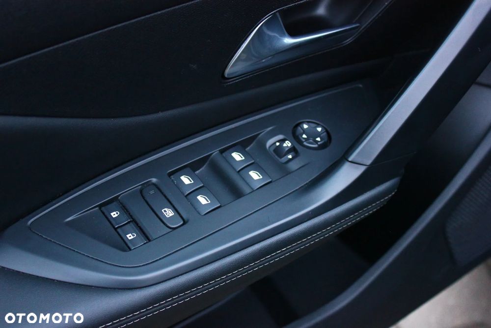 Peugeot 308 1.5 BlueHDi Allure S&S EAT8 - 30