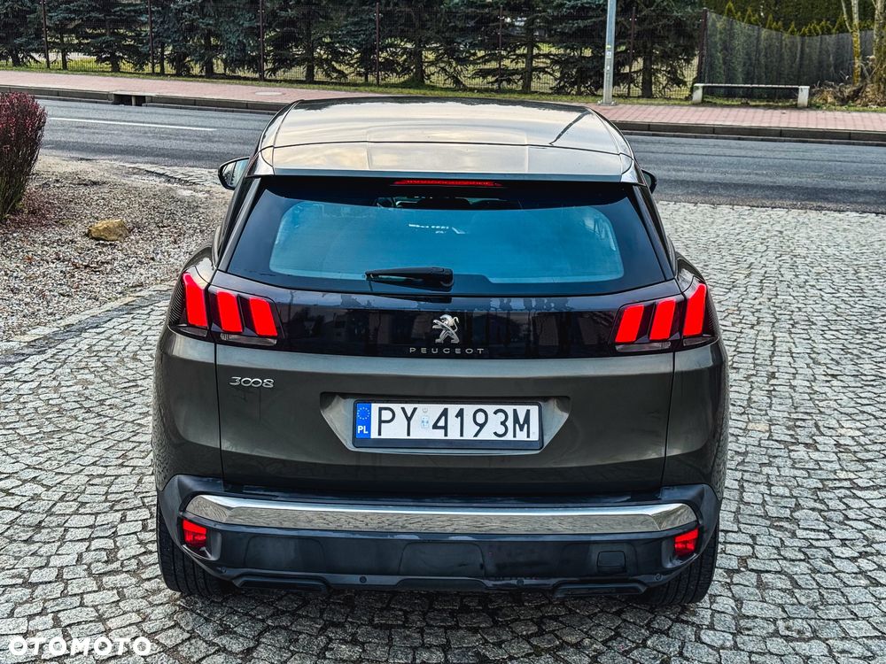 Peugeot 3008 PureTech 130 Stop & Start GPF Allure - 13