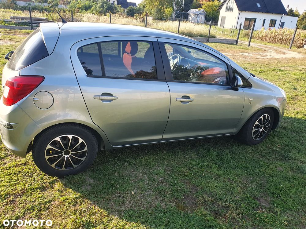 Opel Corsa - 1