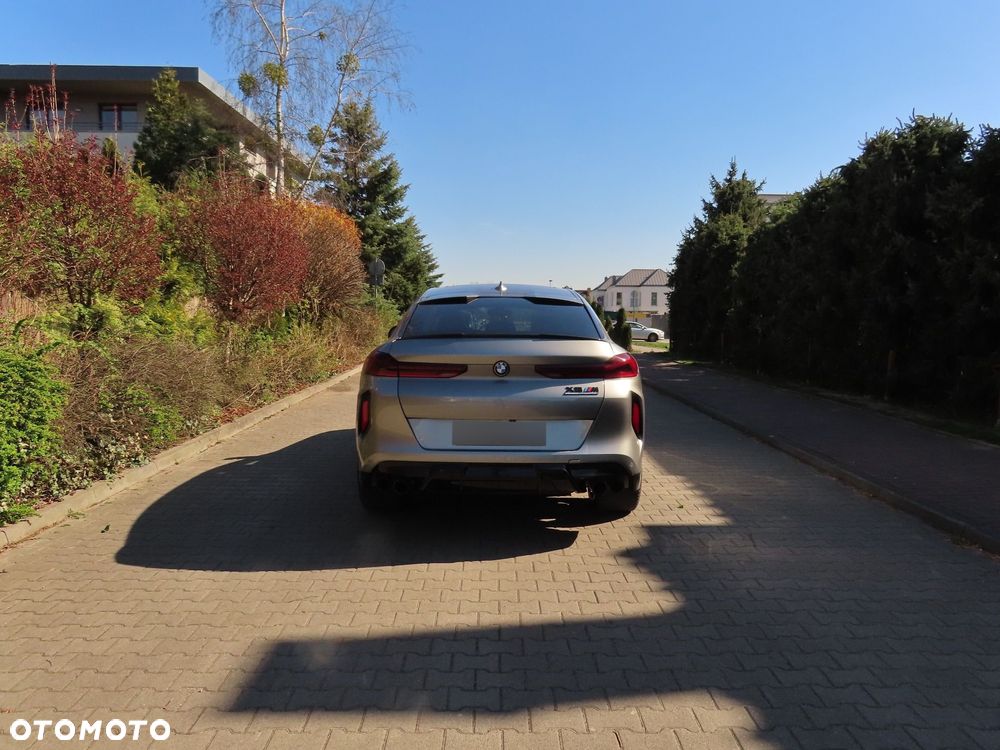 BMW X6M - 28