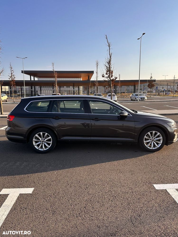 Volkswagen Passat 2.0 TDI SCR DSG - 3