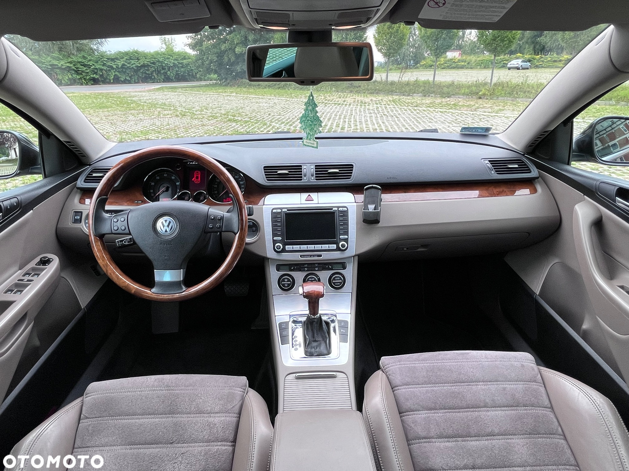 Volkswagen Passat 1.6 FSI Highline Tiptr - 12