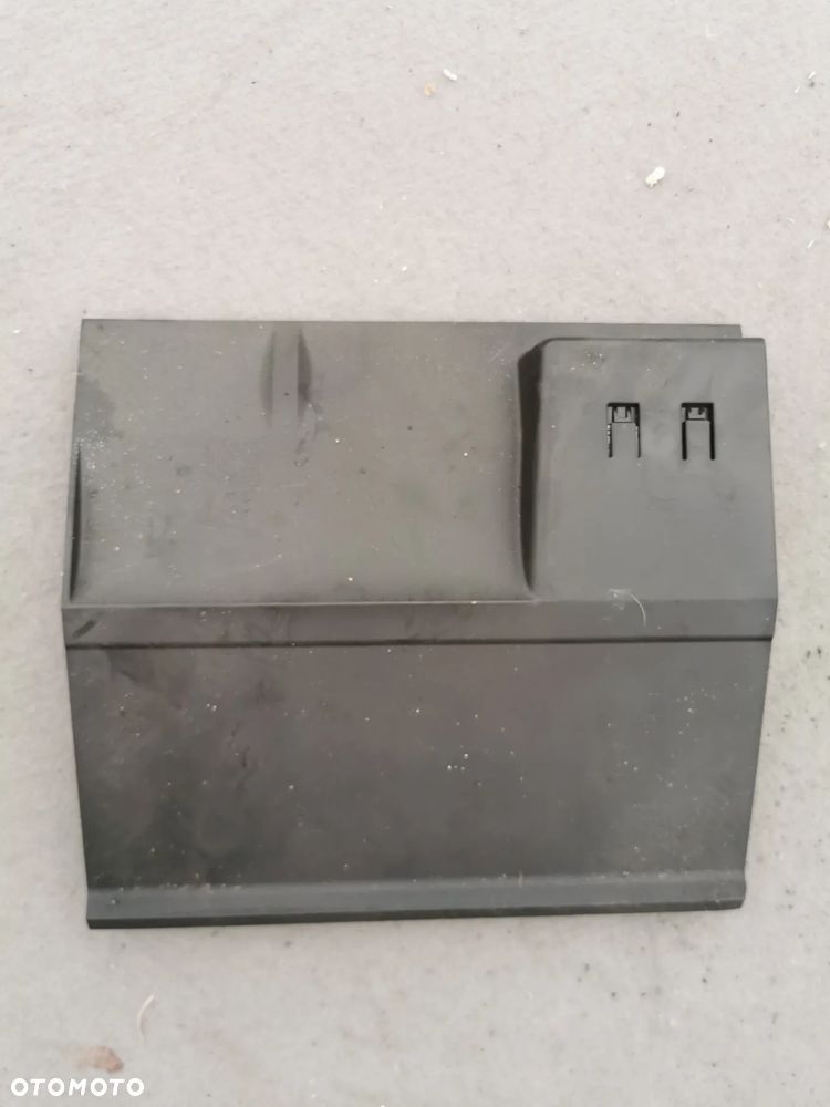 SKODA OCTAVIA III RS 2.0 TSI OSŁONA PANEL USB AUX 5E1857367B - 1