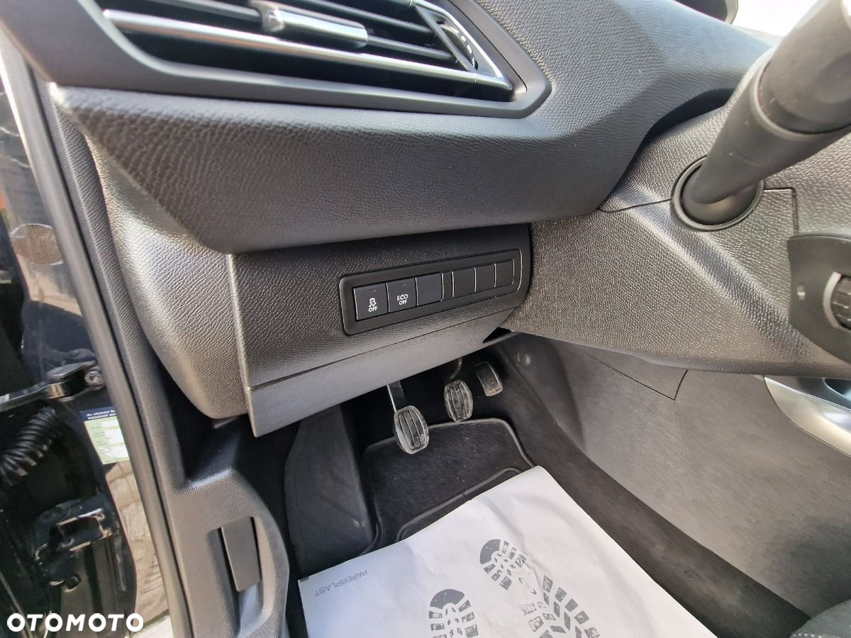 Peugeot 308 - 12