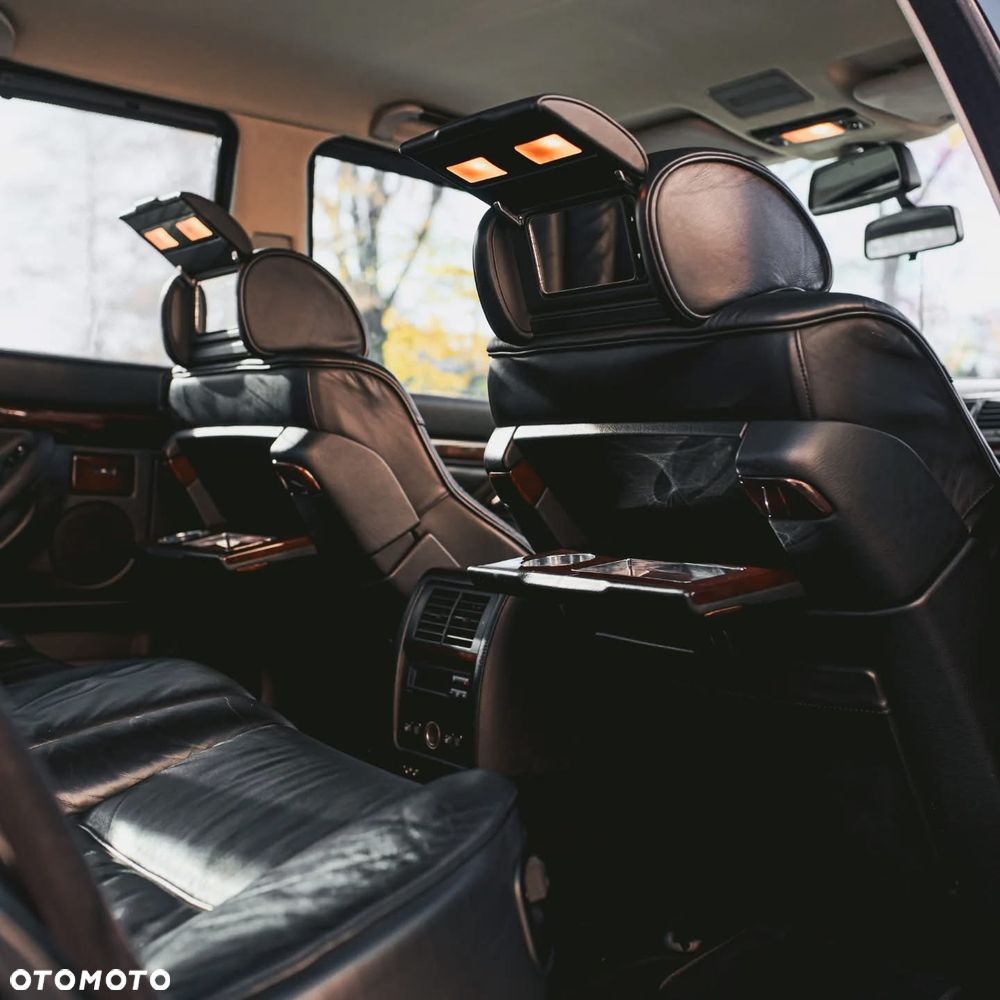 BMW Seria 7 750iL - 8