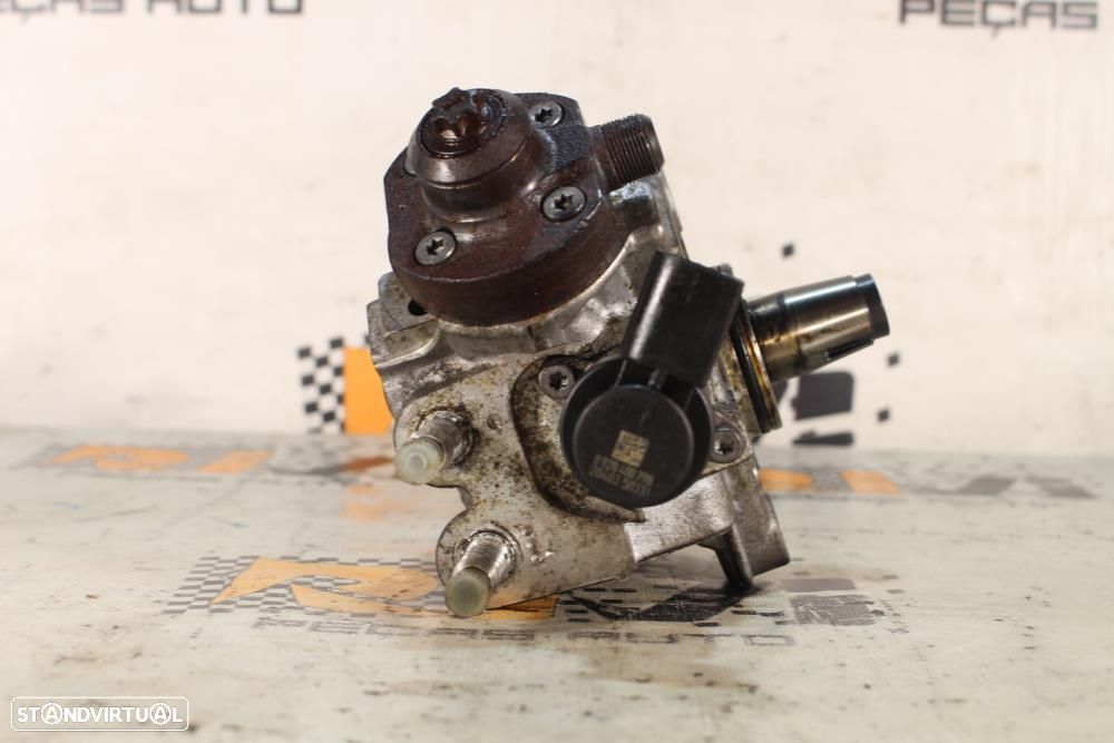 Bomba De Injeção / Alta Pressão Bmw 3 (F30, F80)  13517823456 / 782345 - 3