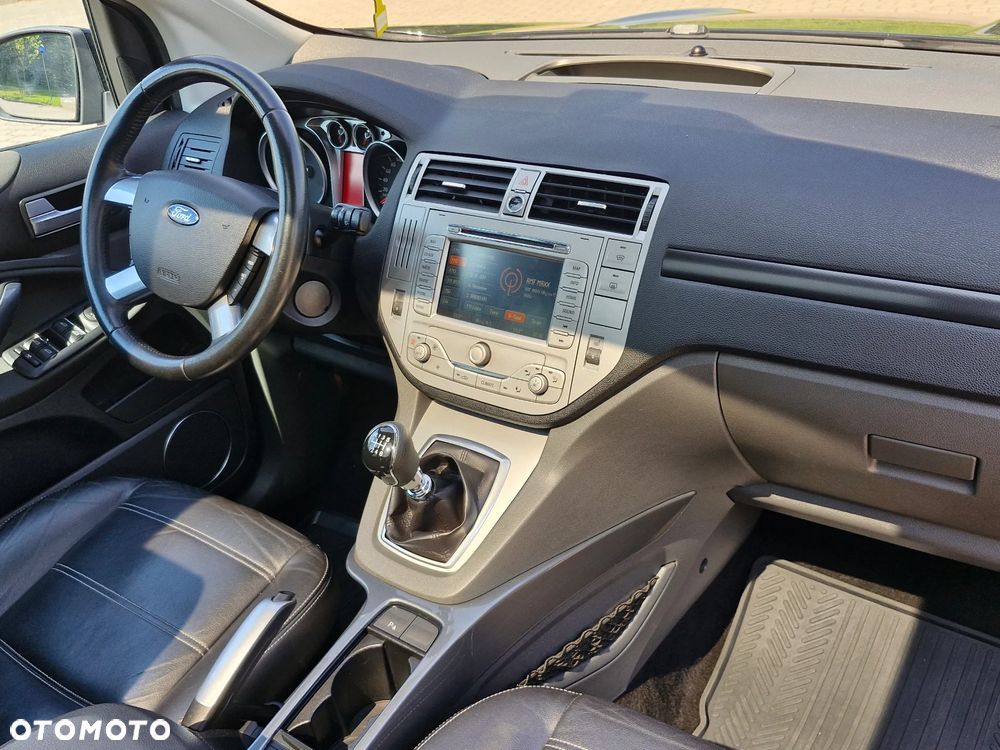 Ford Kuga 2.0 TDCi Titanium - 24