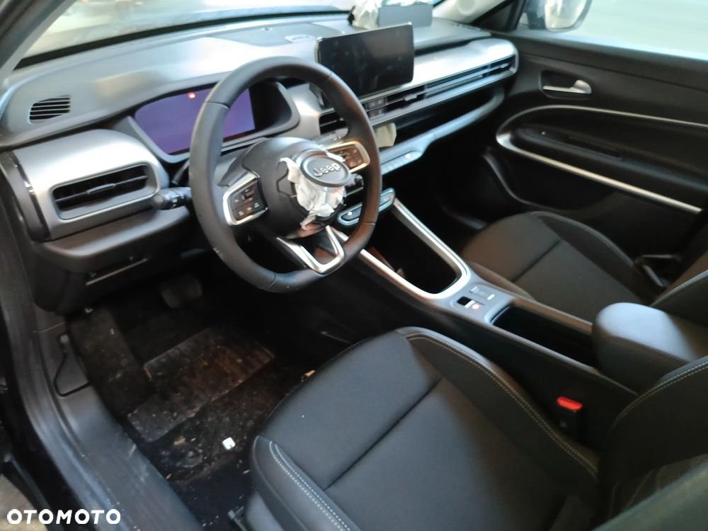 Jeep Avenger Longitude - 14