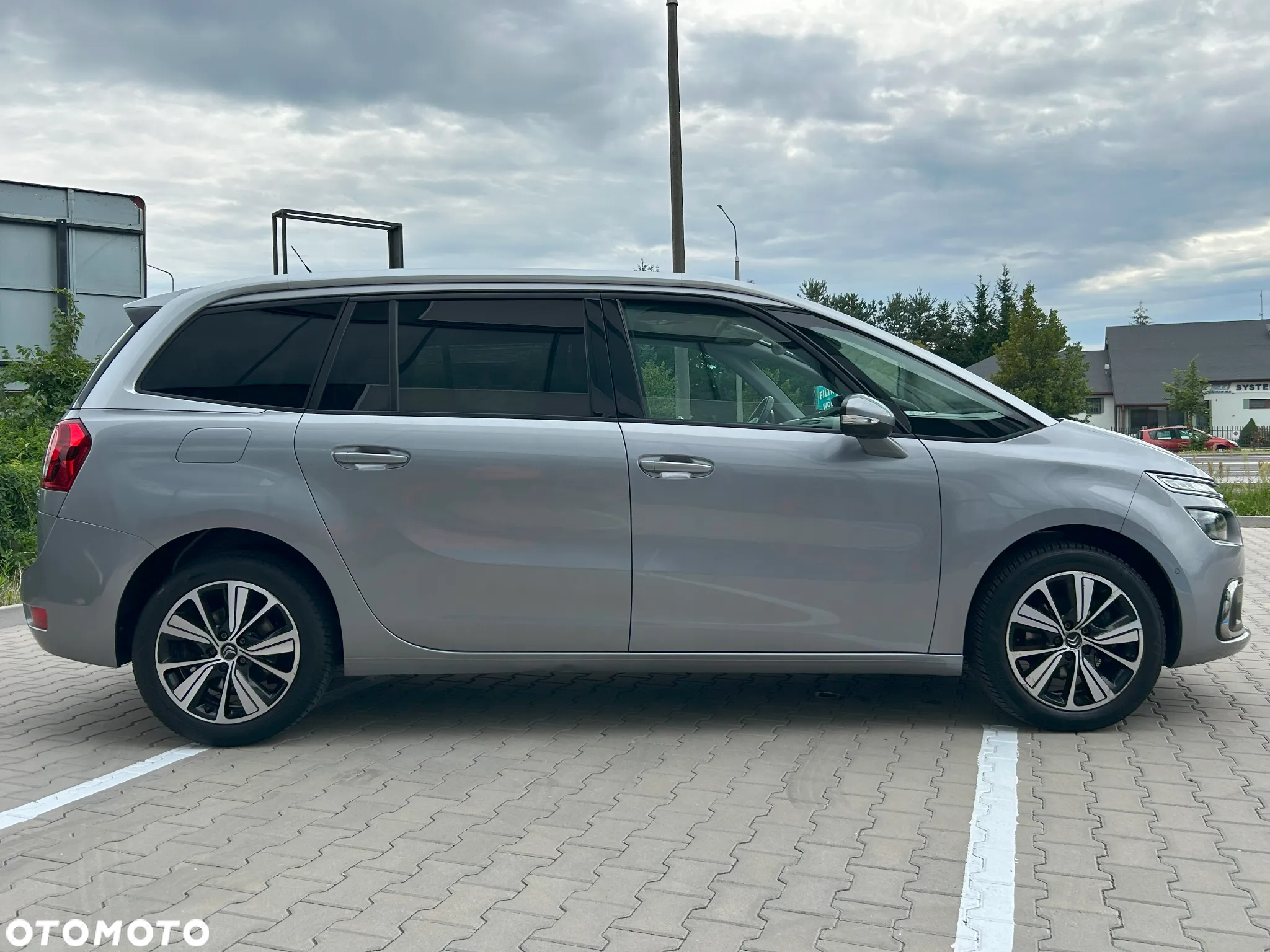 Citroën C4 Picasso - 10