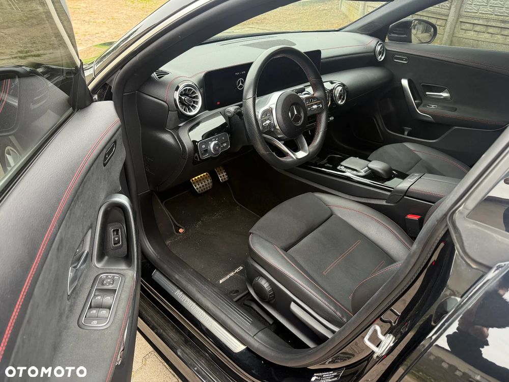 Mercedes-Benz CLA 200 d AMG Line 8G-DCT - 8