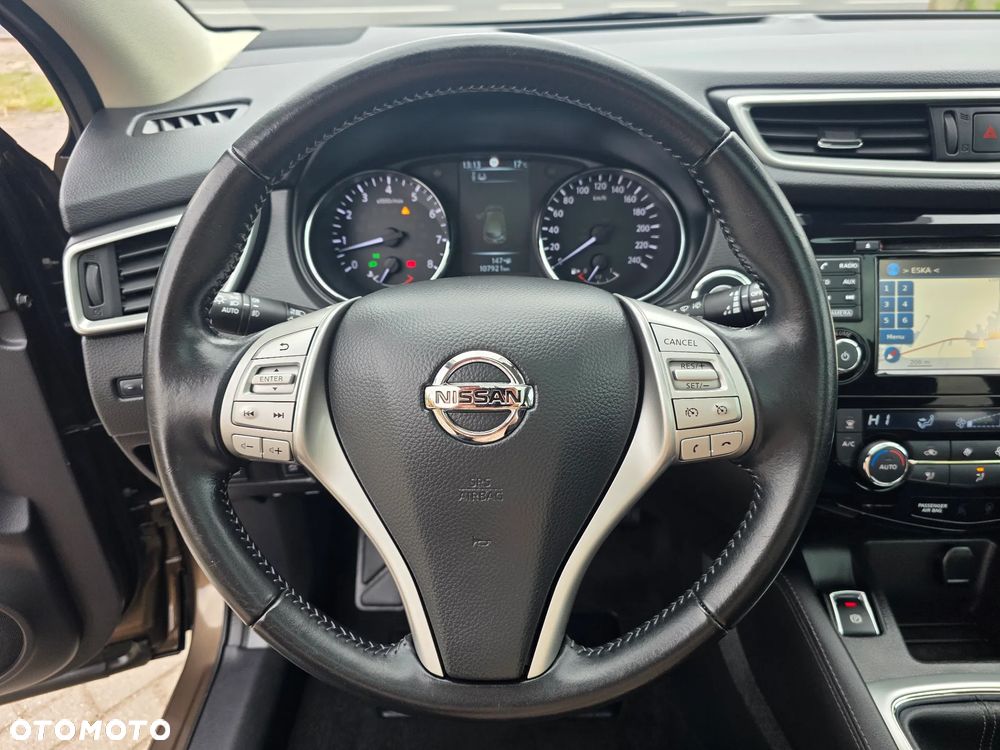 Nissan Qashqai 1.6 DIG-T N-Connecta - 19