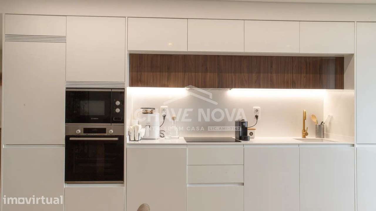T3 Como Novo c/ 2 Lugares de Garagem em Mafamude (El Corte Inglés) - Grande imagem: 4/34