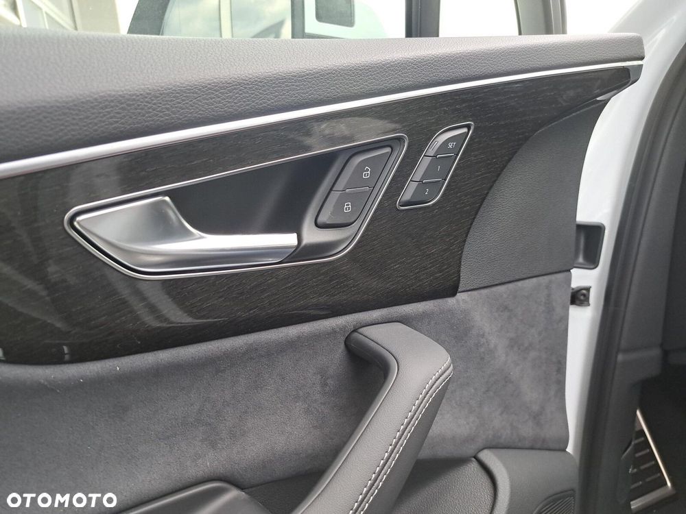Audi Q7 - 25