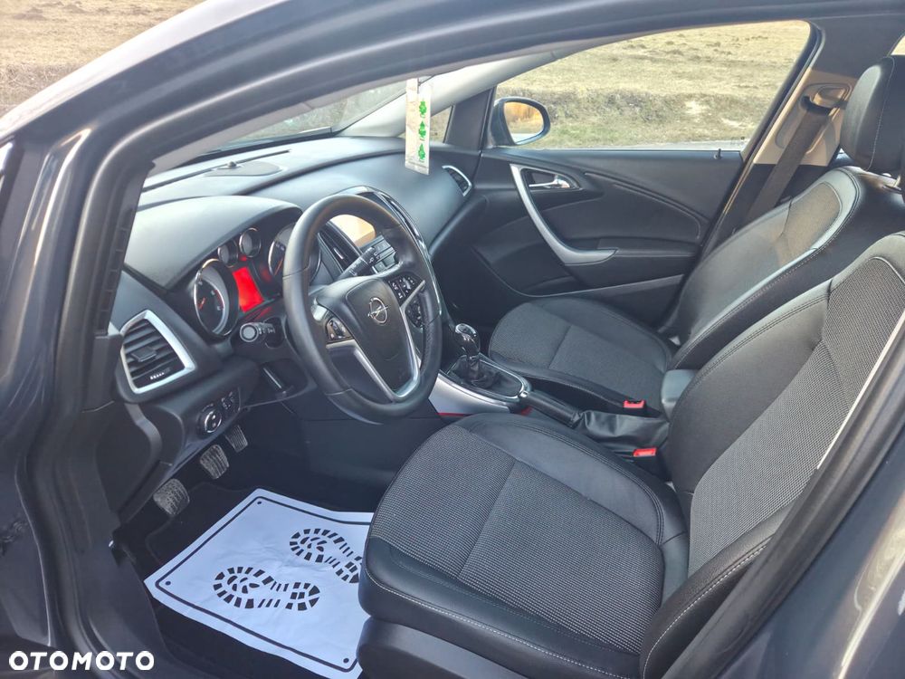 Opel Astra 1.7 CDTI DPF Cosmo - 13