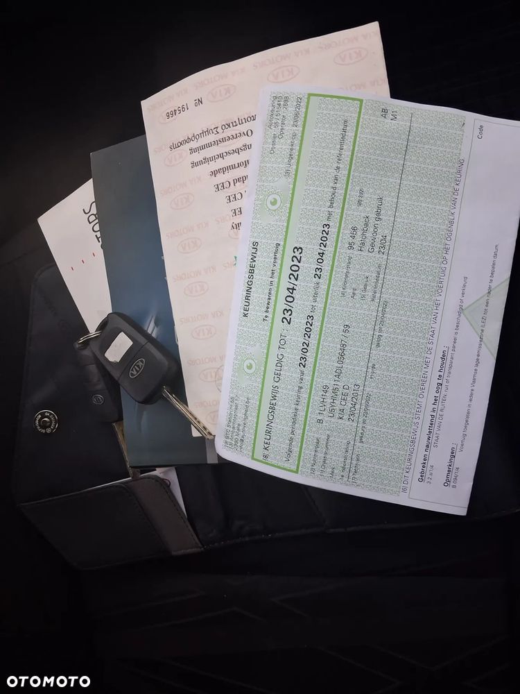 Kia Ceed 1.4 CVVT Spirit - 12