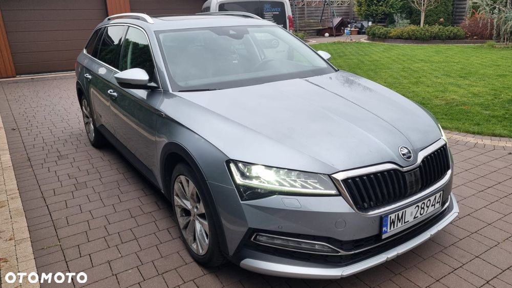 Skoda Superb 2.0 TDI 4x4 DSG Scout - 6
