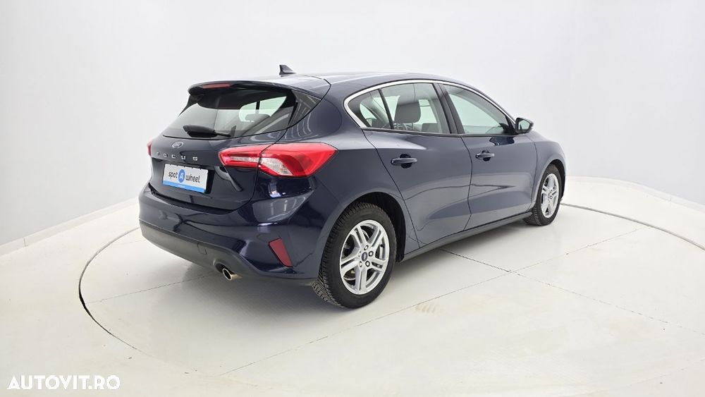 Ford Focus 1.0 EcoBoost Trend - 6