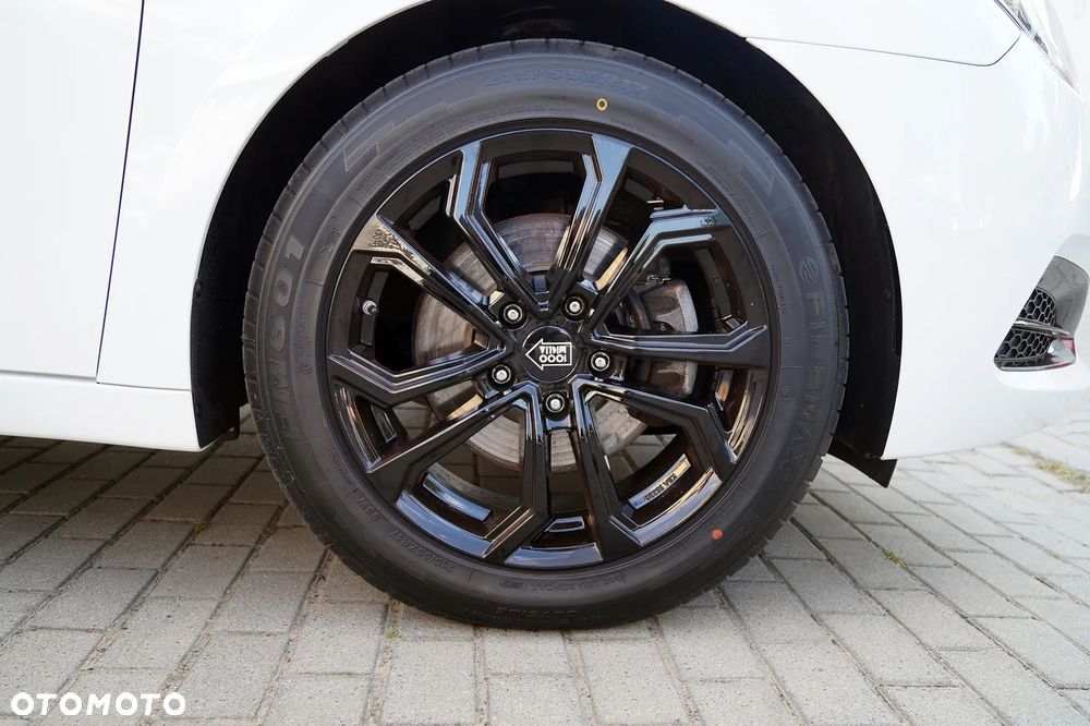 Hyundai i40 Kombi 1.6 Trend - 25