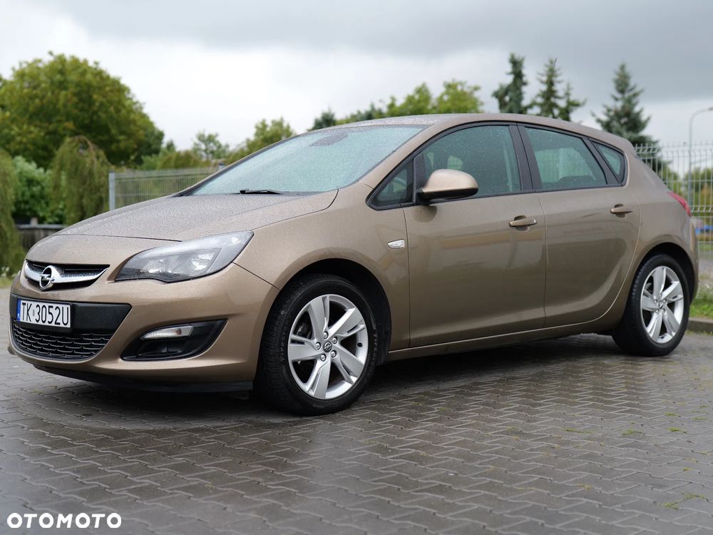 Opel Astra 1.4 T Enjoy - 1