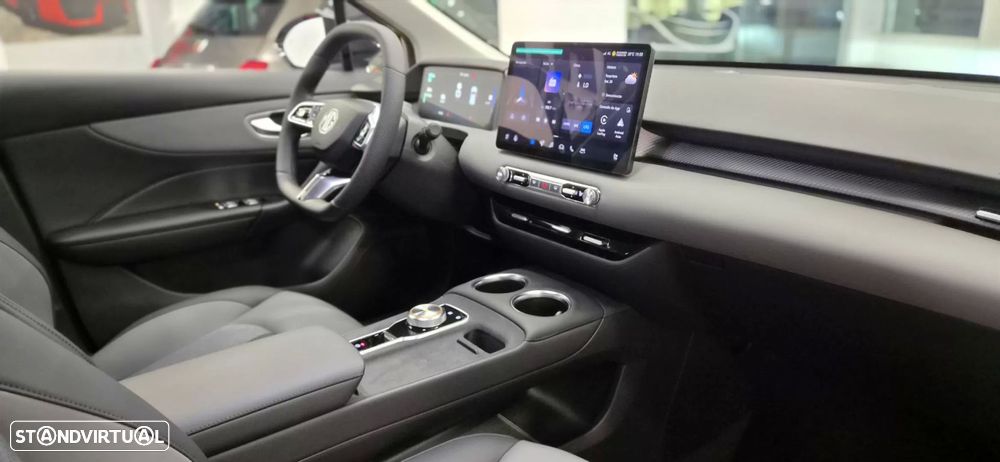 MG MG4 64 kWh Luxury - 51