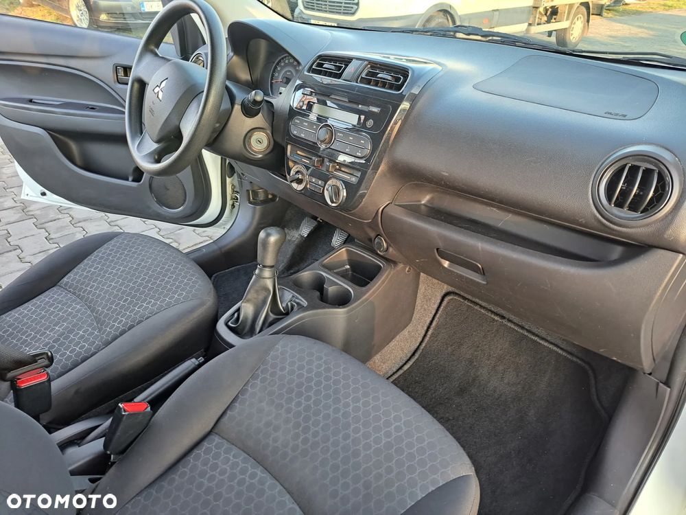 Mitsubishi Space Star - 6