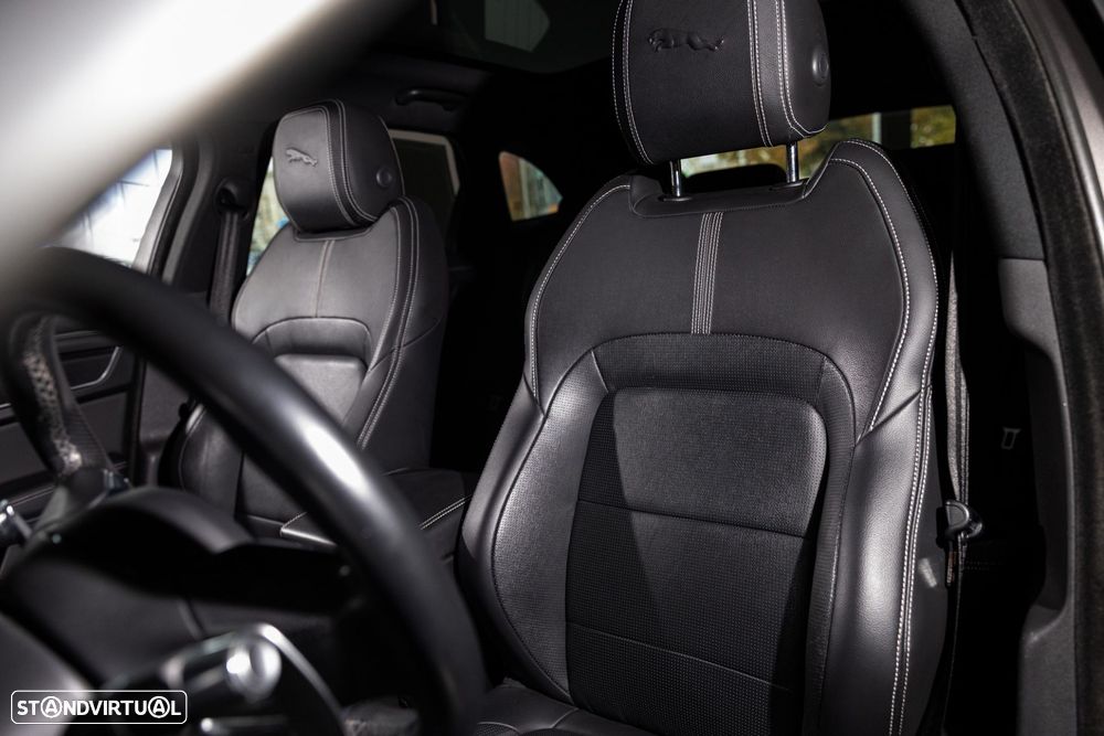 Jaguar F-Pace 2.0 D200 AWD R-Dynamic SE - 24