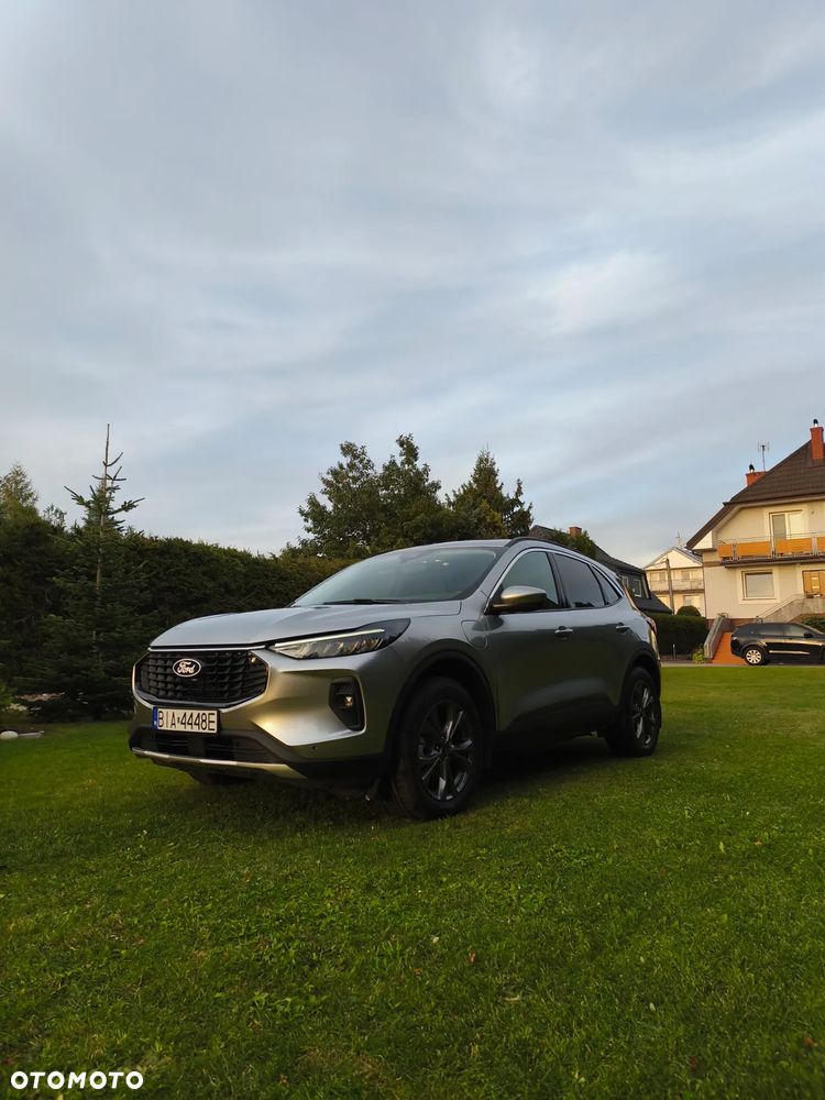 Ford Kuga - 2