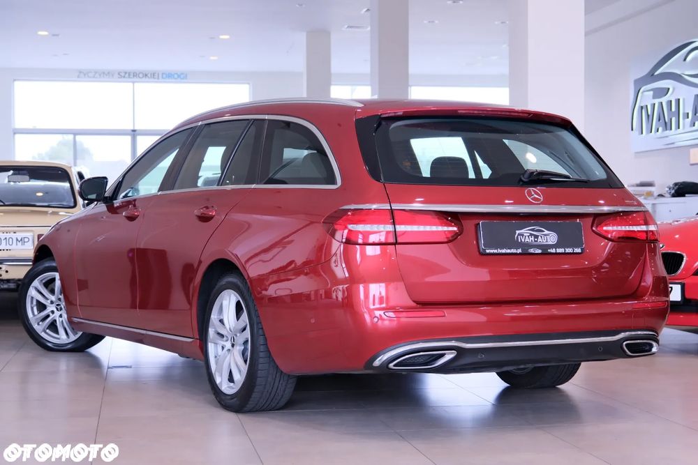 Mercedes-Benz Klasa E 220 d T 9G-TRONIC Avantgarde - 8