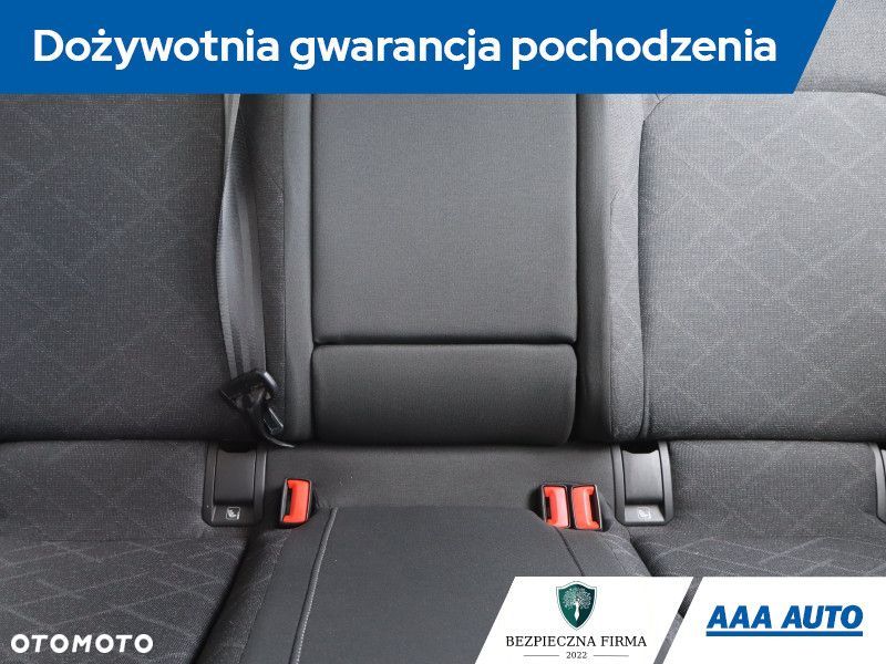 Volkswagen Golf Variant - 12