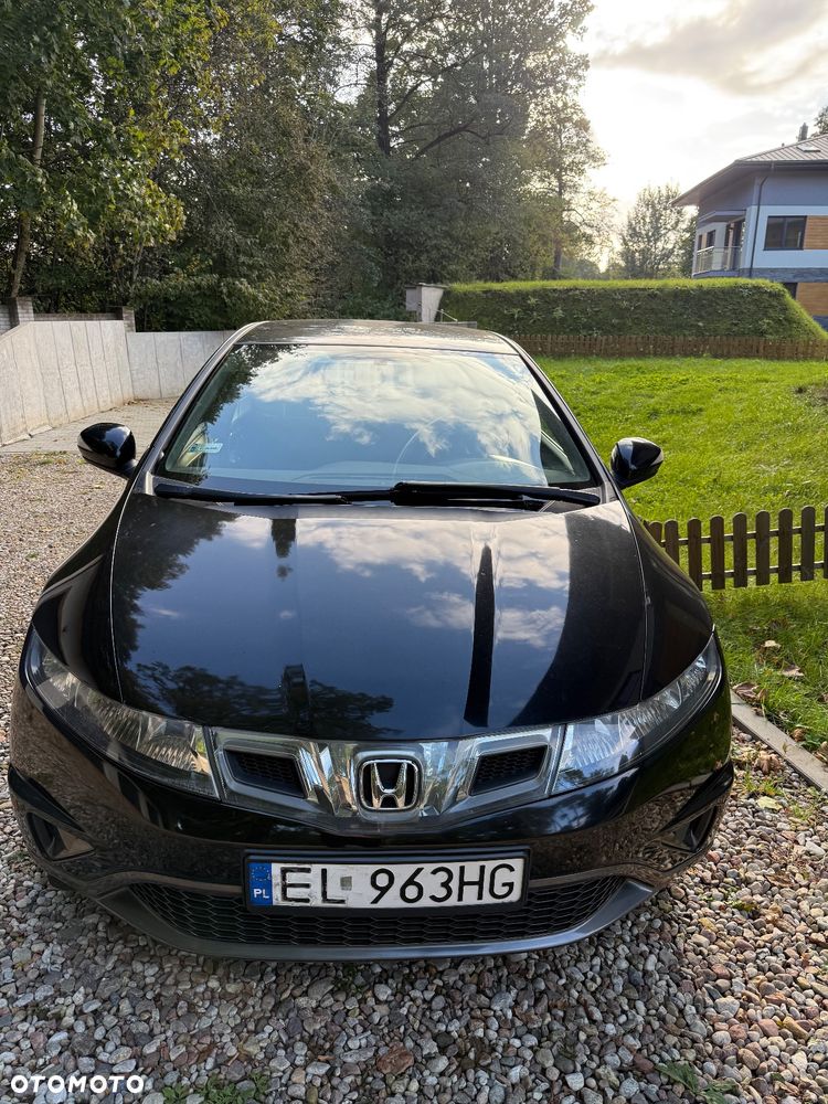 Honda Civic 1.8 Comfort - 38