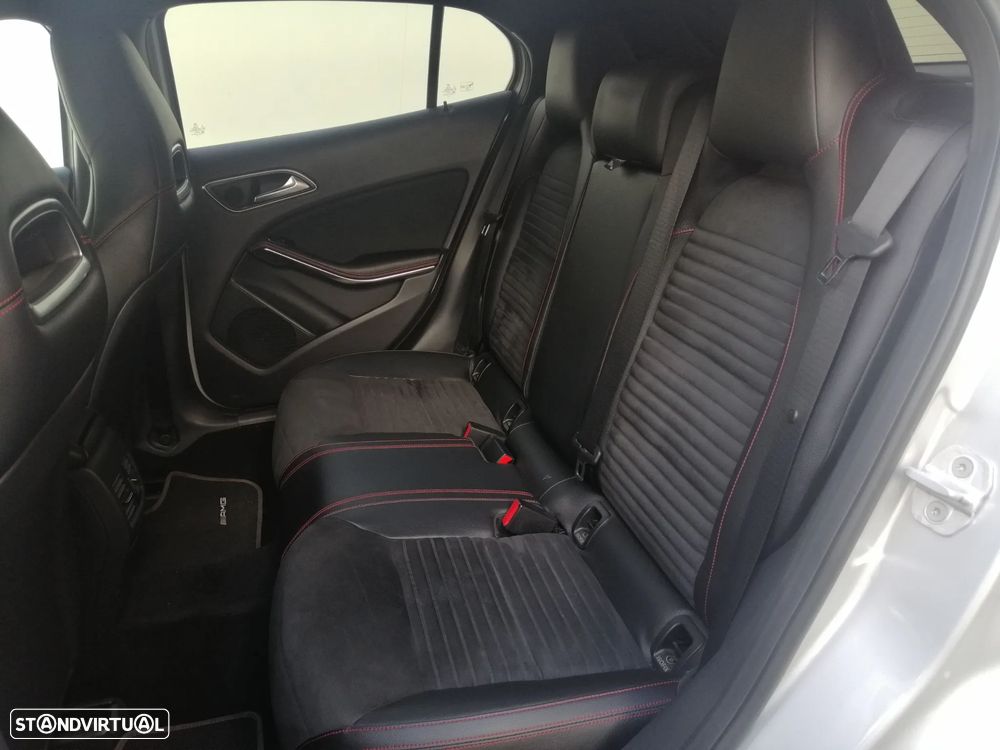 Mercedes-Benz GLA 220 d 4Matic 7G-DCT AMG Line - 10